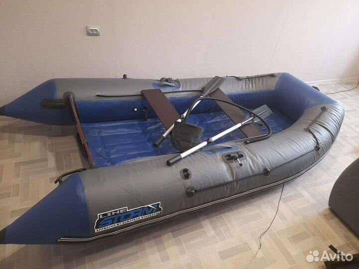 Надувная лодка