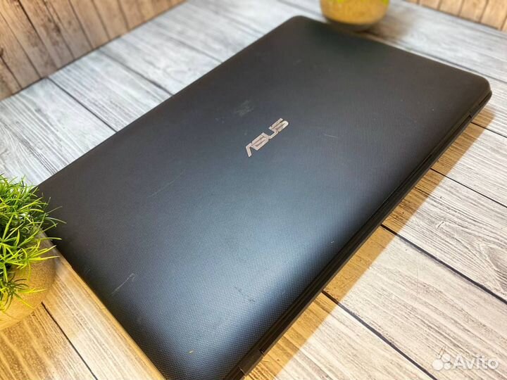 Ноутбук asus X751M