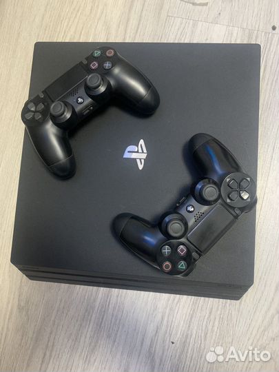 Sony playstation PS4 pro 1tb с играми