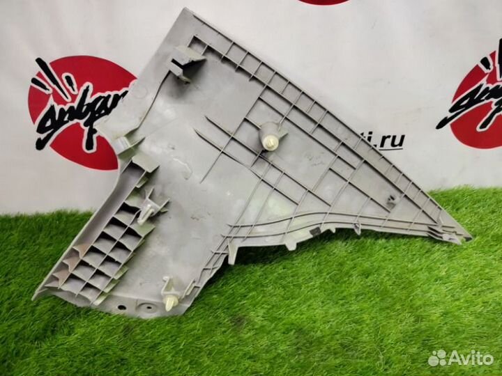 Обшивка стойки задняя левая Mazda 3 BK 2007