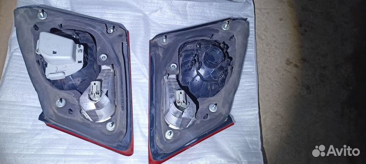 Фонари багажника Honda Civic 4D