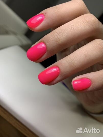 Маникюр педикюр