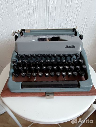 Печатная машинка Москва М6