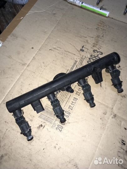 Форсунки Топливные 1.4л 030906031J VW Polo 1.4