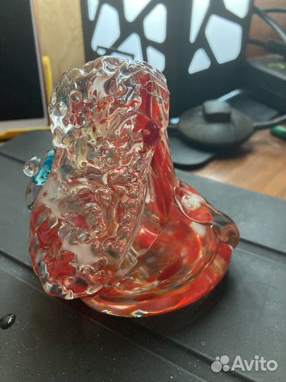 Фигурка из цветногл стекла