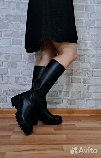 Сапоги (38 размер)