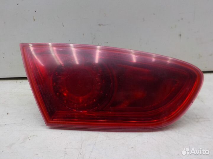 Фонарь задний левый внутренний Seat Leon 2009-2012