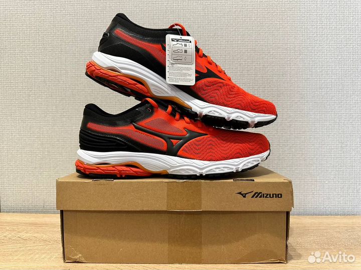 Кроссовки Mizuno Wave Prodigy 4 J1GC221002