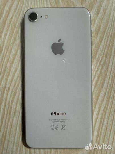 iPhone 8, 64 ГБ