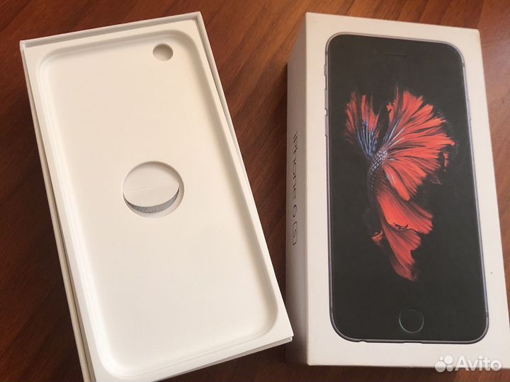 Коробка от телефона iPhone 6s