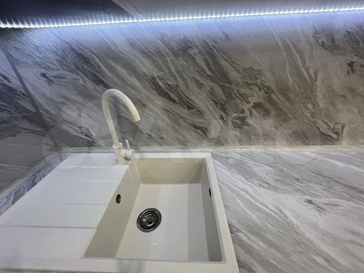 2-к. квартира, 75 м², 5/10 эт.