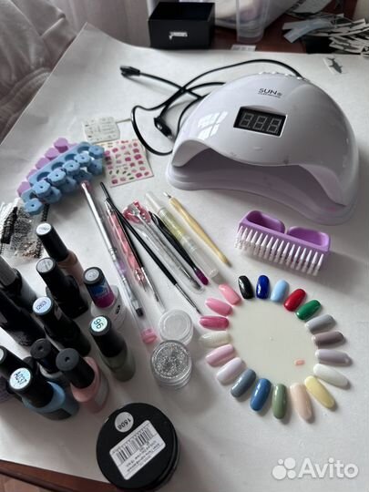 Маникюрный набор с лампой