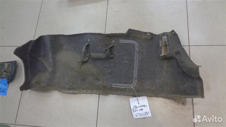 Обшивка багажника правая Nissan Primera P11 1995