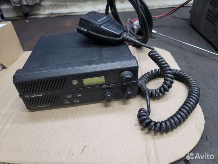 Продам морскую радиостанцию Motorola
