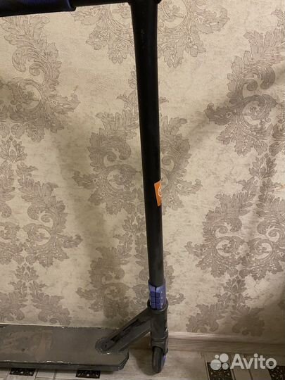 Трюковой самокат KMS