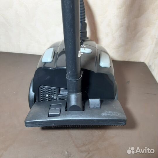 Пылесос Philips FC8452 PowerLife