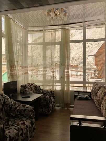 Комната 20 м² в 5-к., 2/2 эт.