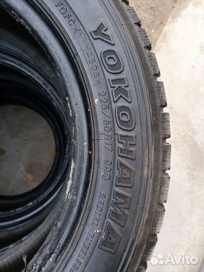 Yokohama 104ZR 225/65 R17