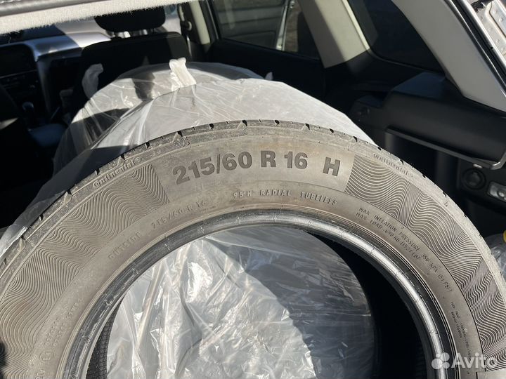 Continental ContiPremiumContact 5 215/60 R16 95H