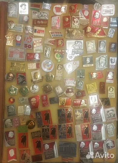 Продам коллекцию значков с Лениным триста штук