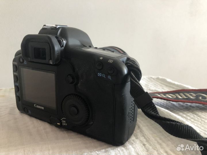 Профессиональный фотоаппарат Canon 5D с обьективом