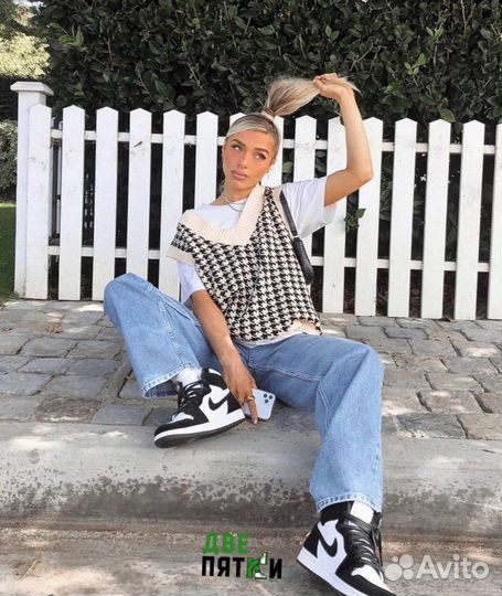 Nike Air Jordan 1 Retro High OG Black White Lux