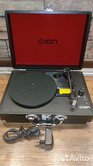 Виниловые проигрыватели ion / Lenco