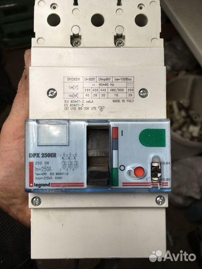 Автоматический выключатель