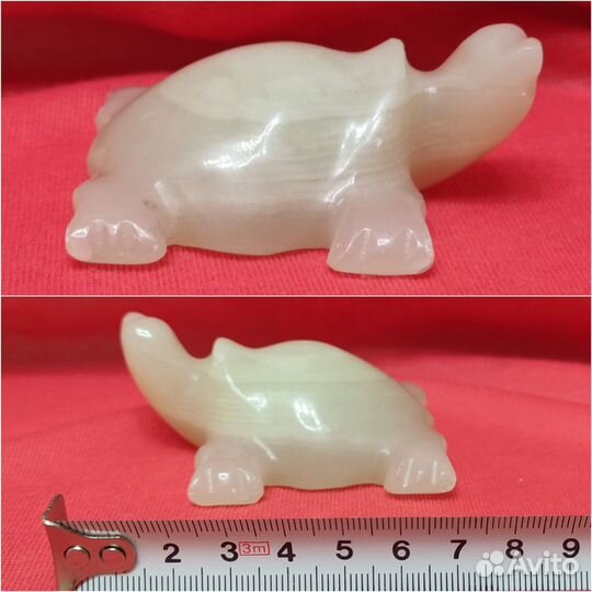 Черепашка из белого оникса