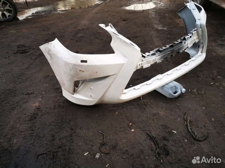 Бампер передний Lexus GX 2