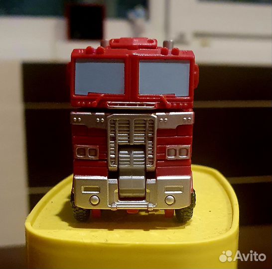 Оригинальная фигурка Оптимуса Прайма