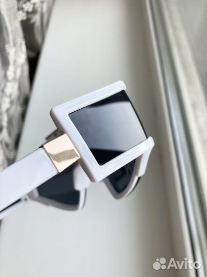 Очки Balmain спортивные солнцезащитные белые