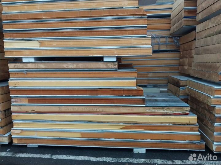 Сэндвич-панели 40000 м2 в наличии