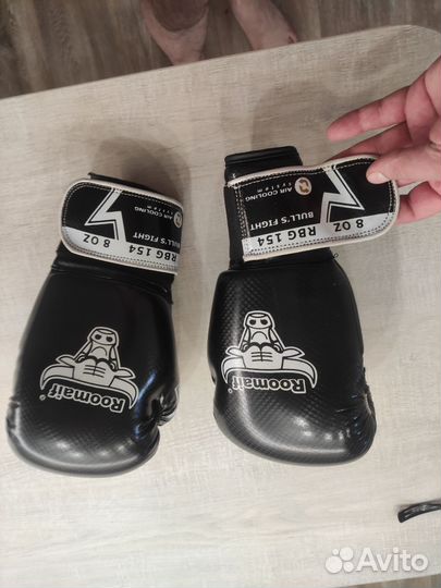 Продам боксерские перчатки детски