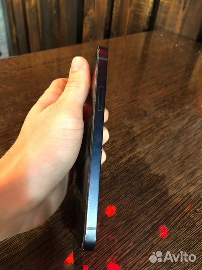 Телефон iPhone 12 128