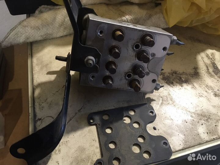 Мотор насоса абс Тойота Матрикс