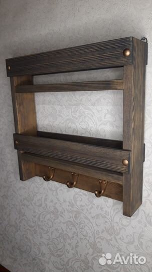 Ключница настенная из дерева