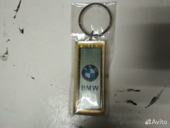 Брелок для ключей автомобиля (мигающий )