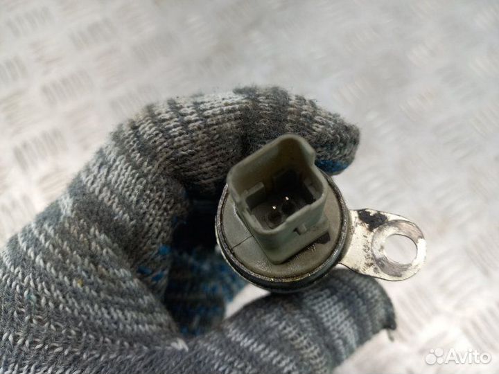 Клапан VVT-i Renault Megane 2 1.6 K4MD812 113Л.С