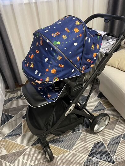 Прогулочная коляска с реверсивным блоком