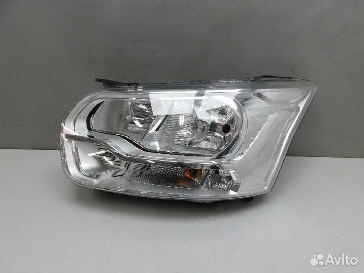 Фара левая Ford Tourneo Connect