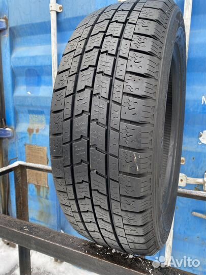 Goodyear Cargo Ultra Grip 2 215/60 R17