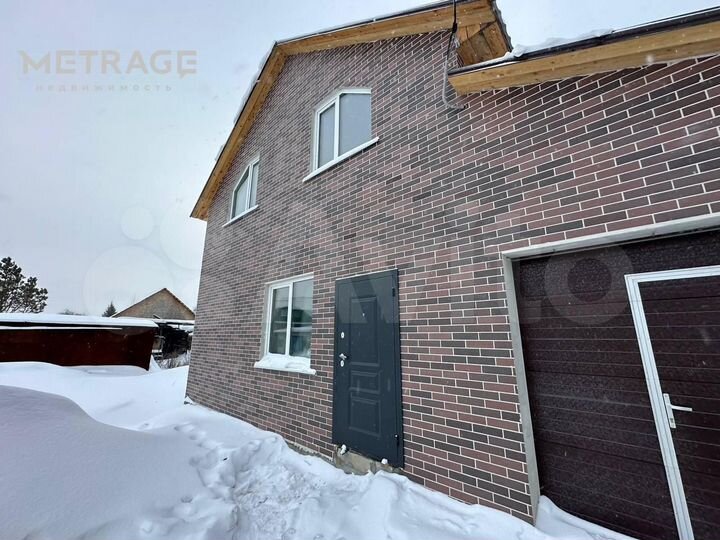 Дом 126 м² на участке 8 сот.