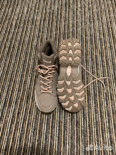 Ботинки женские 