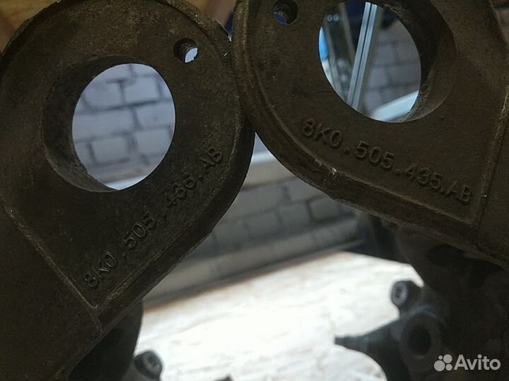 Кулак задний Audi A4 A5 Q5 A6 A7 Ауди А4 А5 А6 А7