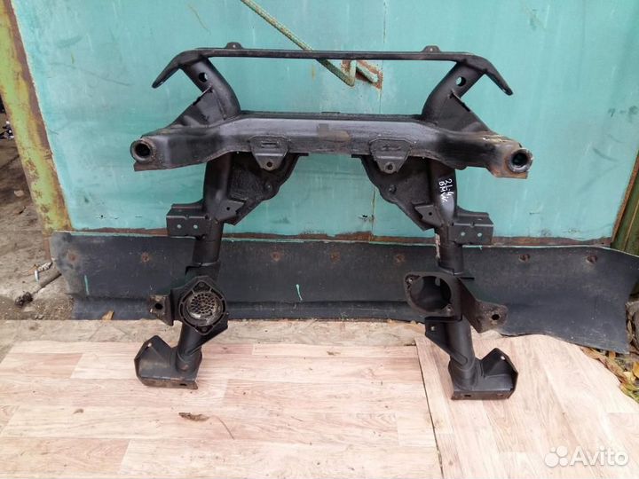 Подрамник BMW X3 E83