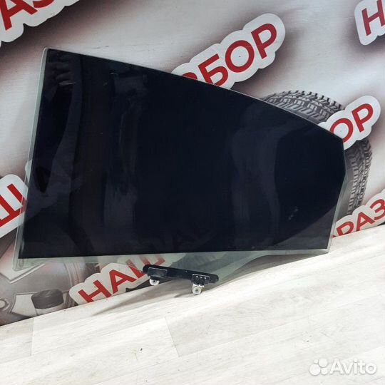 Стекло двери заднее правое Nissan Almera G15 седан