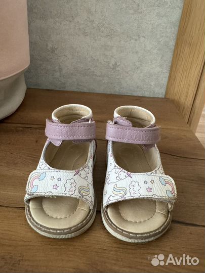 Босоножки tapiboo