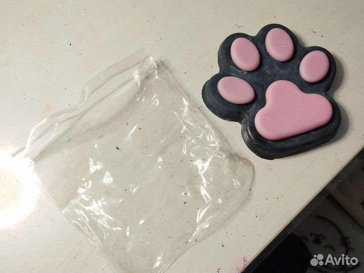 Таба лапка огромная