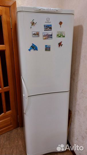 Холодильник indesit б/у